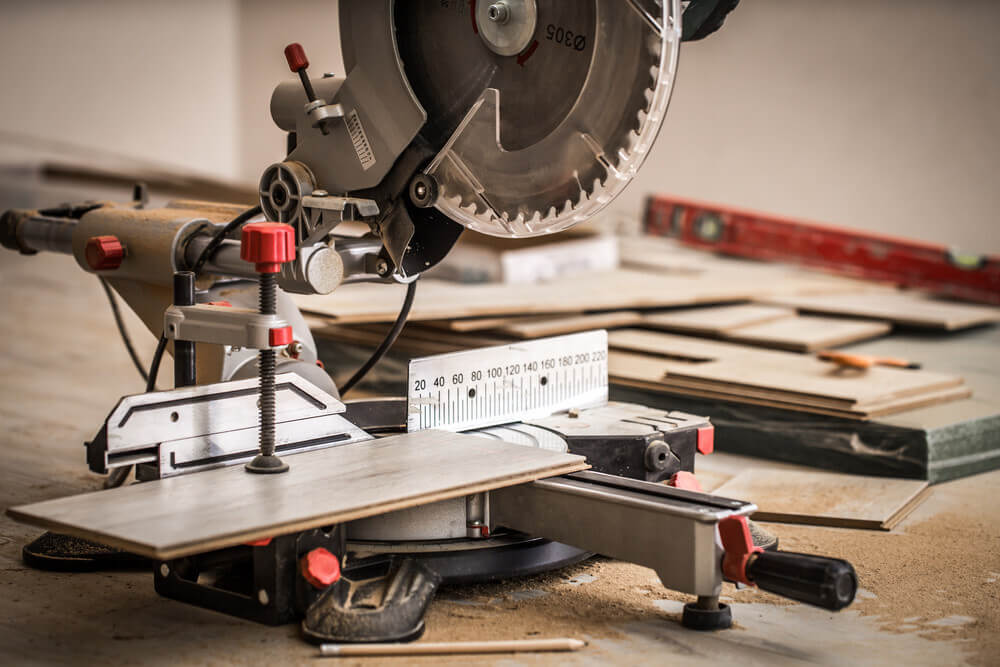 miter saw a miter saw